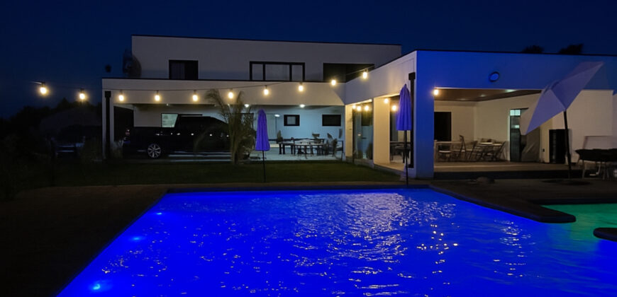 Exclusiva casa de campo
