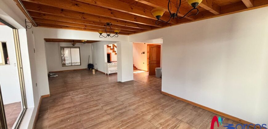 Arriendo casa en Linares