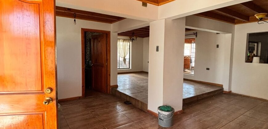 Arriendo casa en Linares